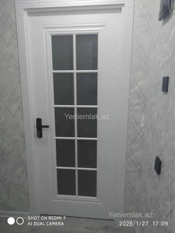 Satılır 1 otaqlı köhnə tikili 32 m²