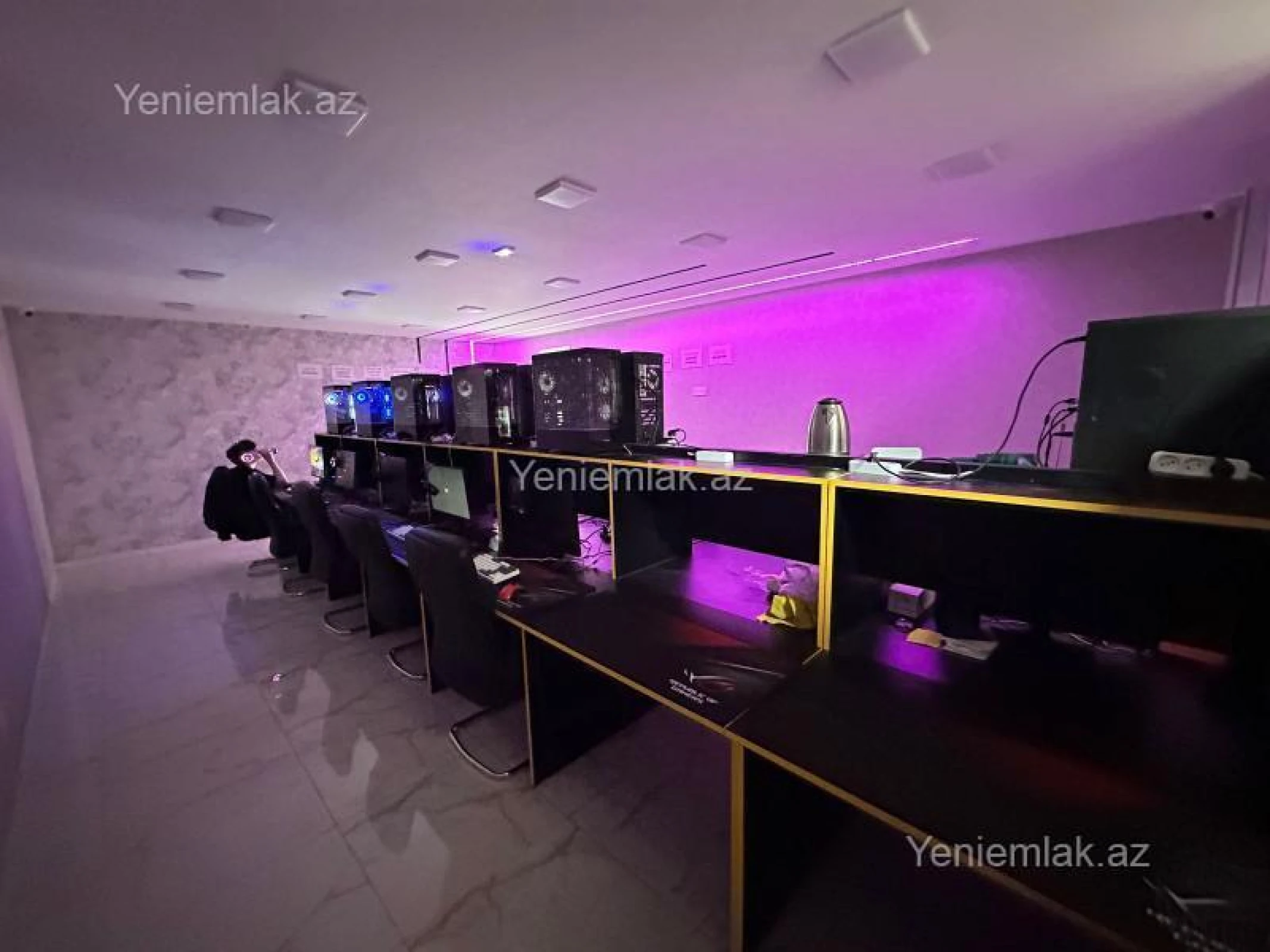 Satılır 3 otaqlı obyekt 101 m²