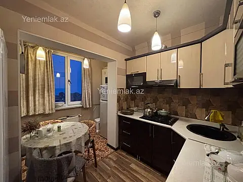 Satılır 2 otaqlı köhnə tikili 55 m²