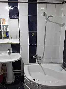 Satılır 3 otaqlı köhnə tikili 74 m²