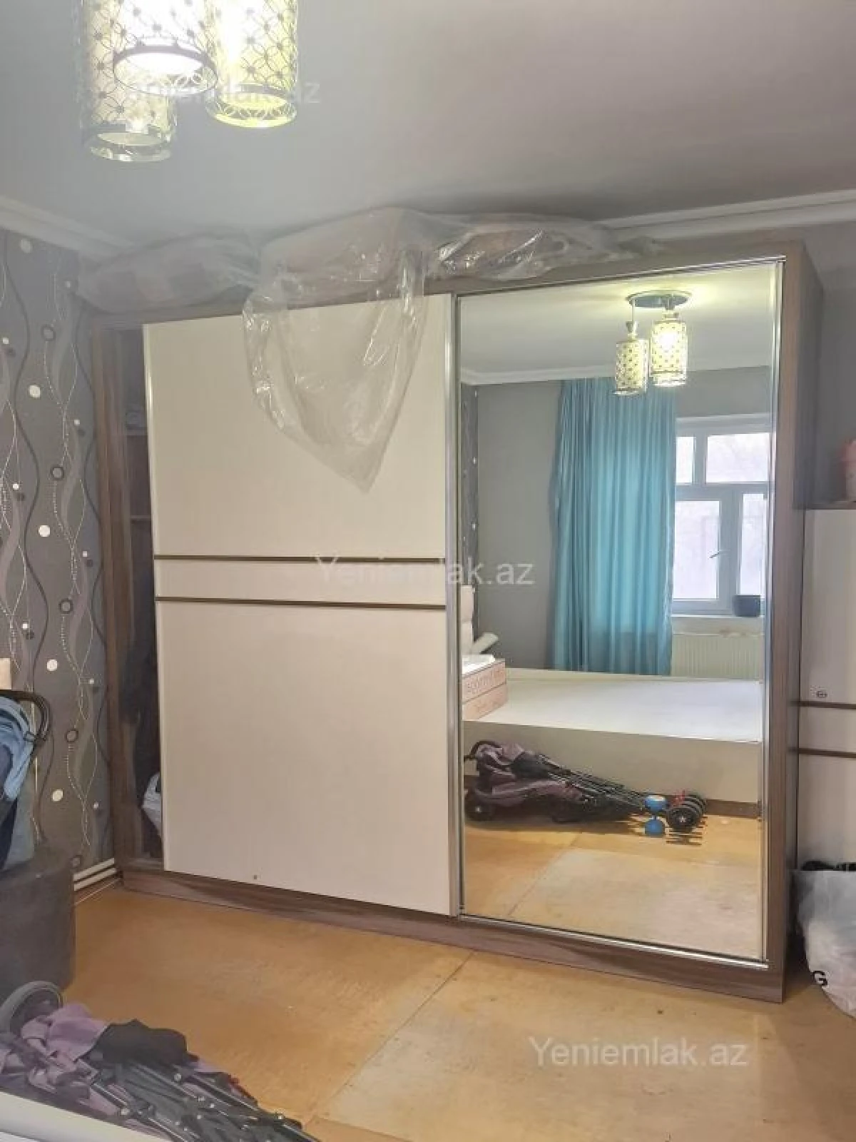Satılır 3 otaqlı köhnə tikili 74 m²