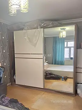 Satılır 3 otaqlı köhnə tikili 74 m²