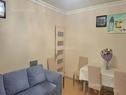 Satılır 3 otaqlı köhnə tikili 74 m²