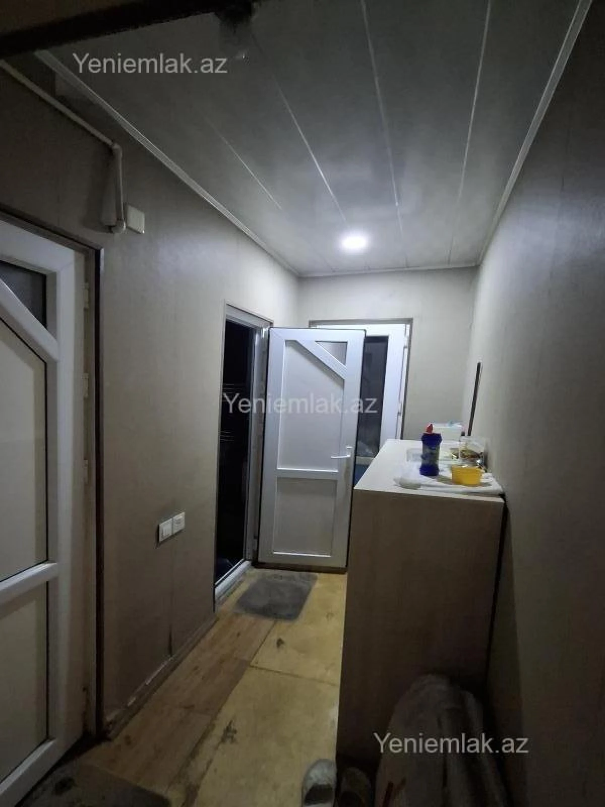 Satılır 3 otaqlı köhnə tikili 74 m²