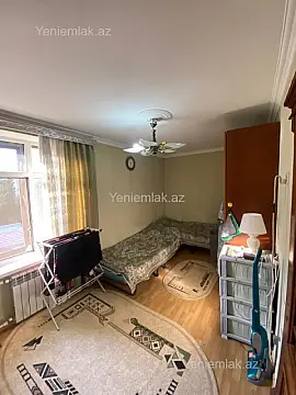 Satılır 2 otaqlı köhnə tikili 55 m²