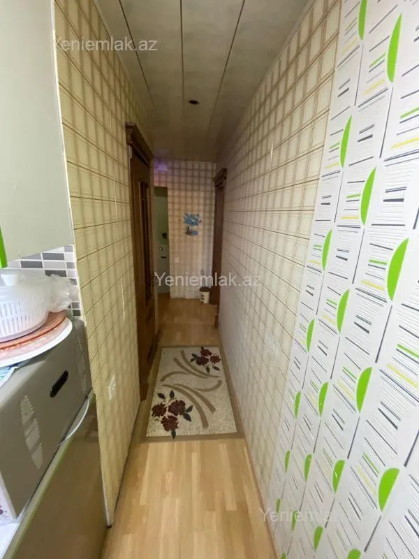 Satılır 2 otaqlı köhnə tikili 55 m²