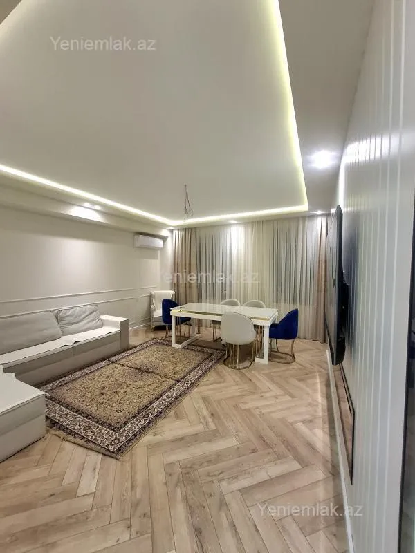 Satılır 3 otaqlı yeni tikili 140 m²
