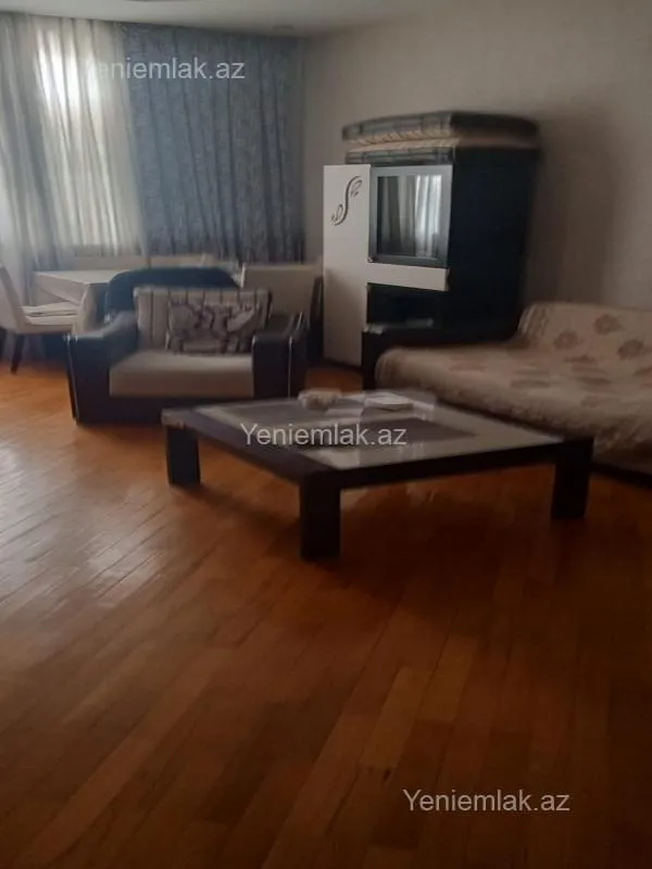 Satılır 3 otaqlı yeni tikili 110 m²