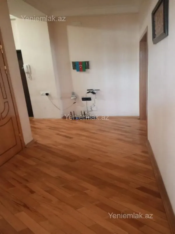 Satılır 3 otaqlı yeni tikili 110 m²