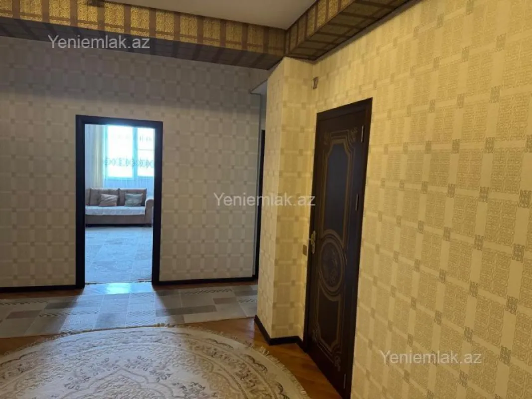 Satılır 3 otaqlı yeni tikili 120 m²