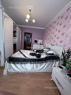 Satılır 3 otaqlı köhnə tikili 75 m²
