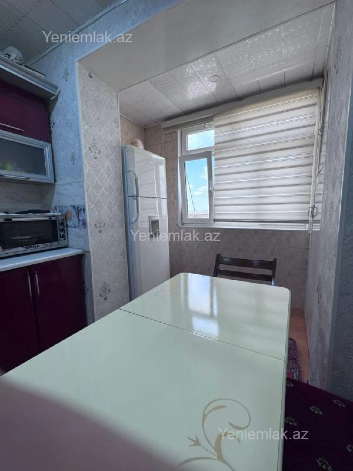 Satılır 3 otaqlı köhnə tikili 75 m²