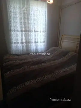 Satılır 1 otaqlı köhnə tikili 36 m²
