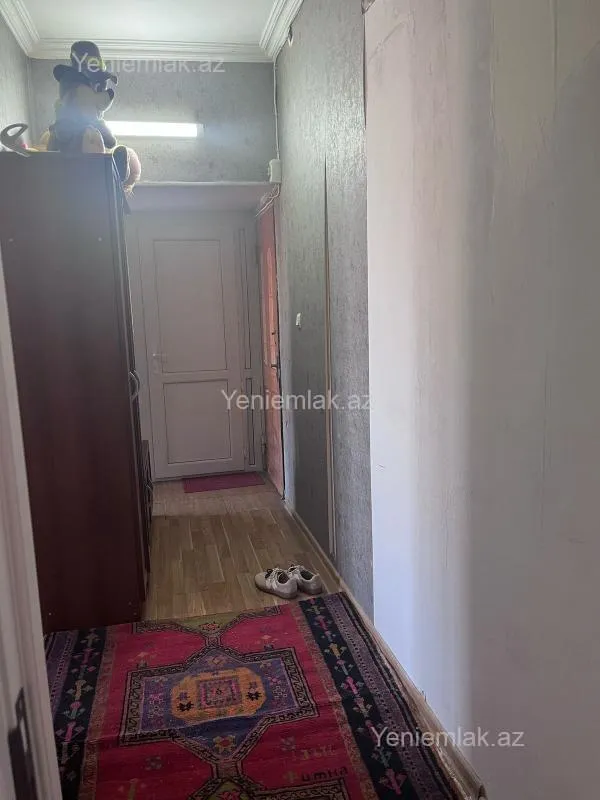 Satılır 2 otaqlı köhnə tikili 60 m²