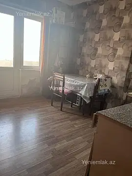 Satılır 2 otaqlı köhnə tikili 60 m²
