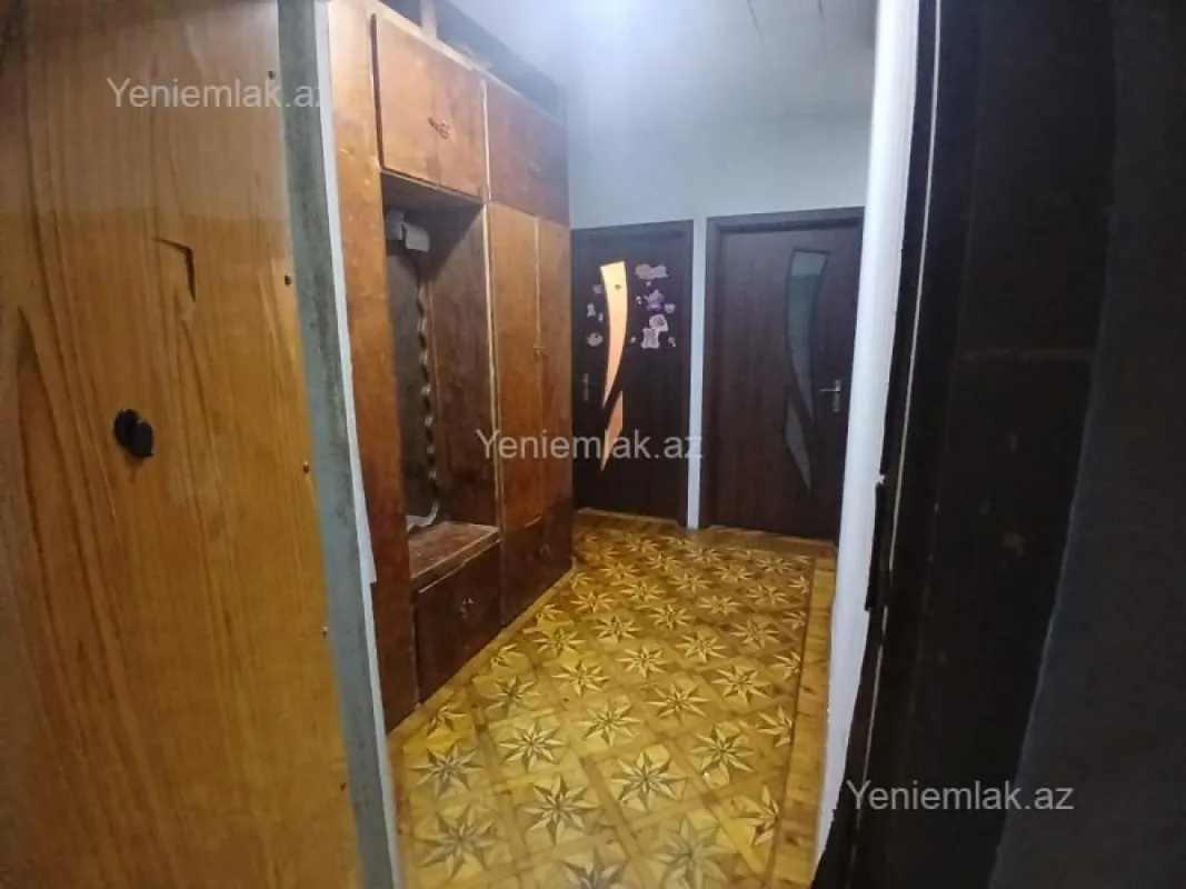 Satılır 3 otaqlı köhnə tikili 70 m²