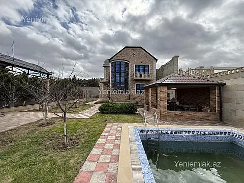 Satılır 4 otaqlı həyət evi 190 m²