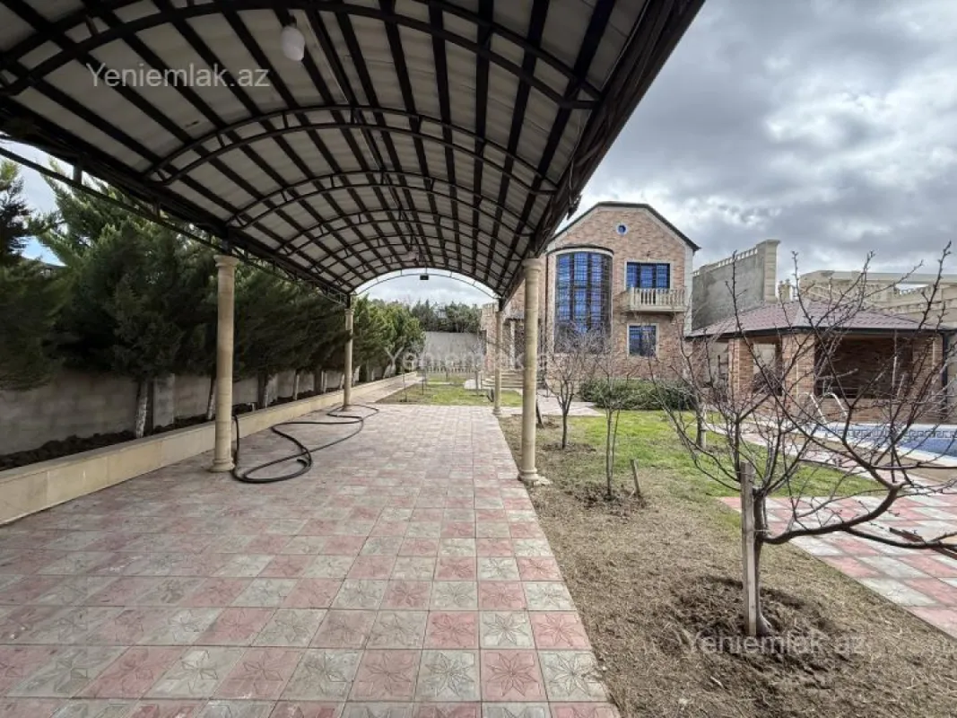 Satılır 4 otaqlı həyət evi 190 m²