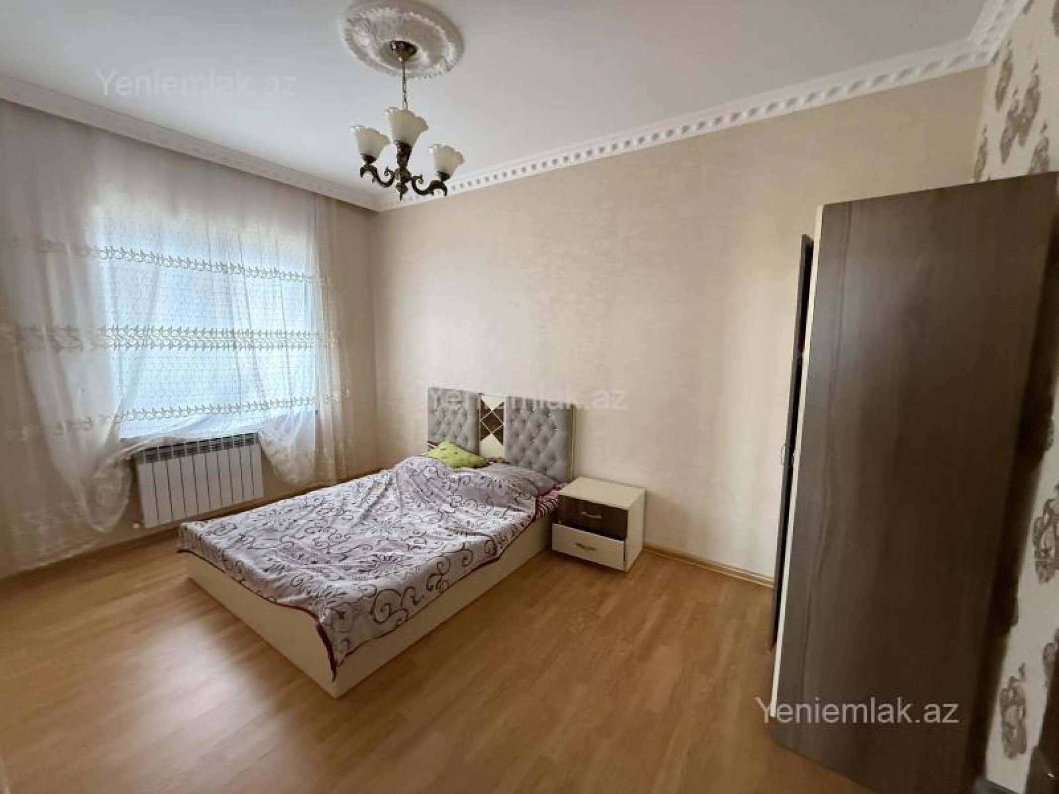 Satılır 4 otaqlı həyət evi 190 m²