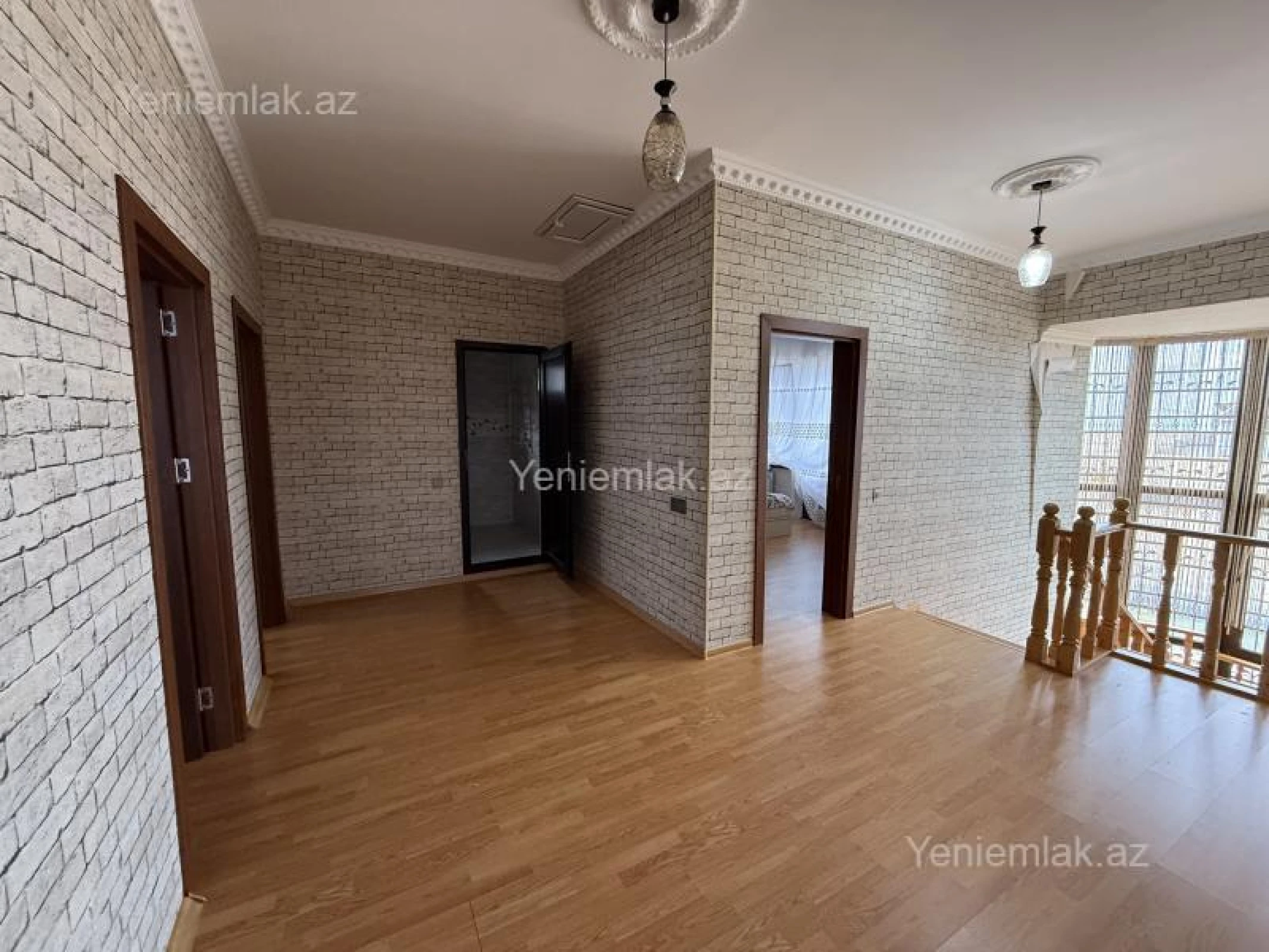 Satılır 4 otaqlı həyət evi 190 m²