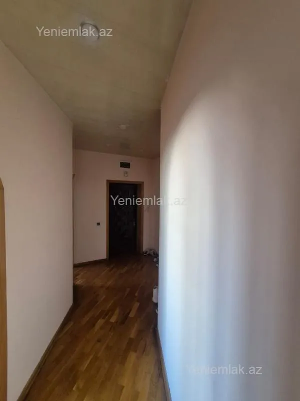 Satılır 3 otaqlı yeni tikili 100 m²
