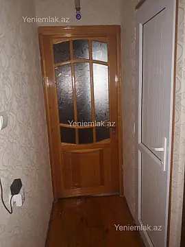 Satılır 2 otaqlı köhnə tikili 45 m²
