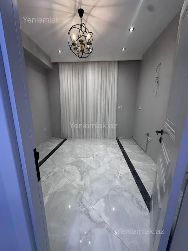 Satılır 4 otaqlı yeni tikili 161 m²