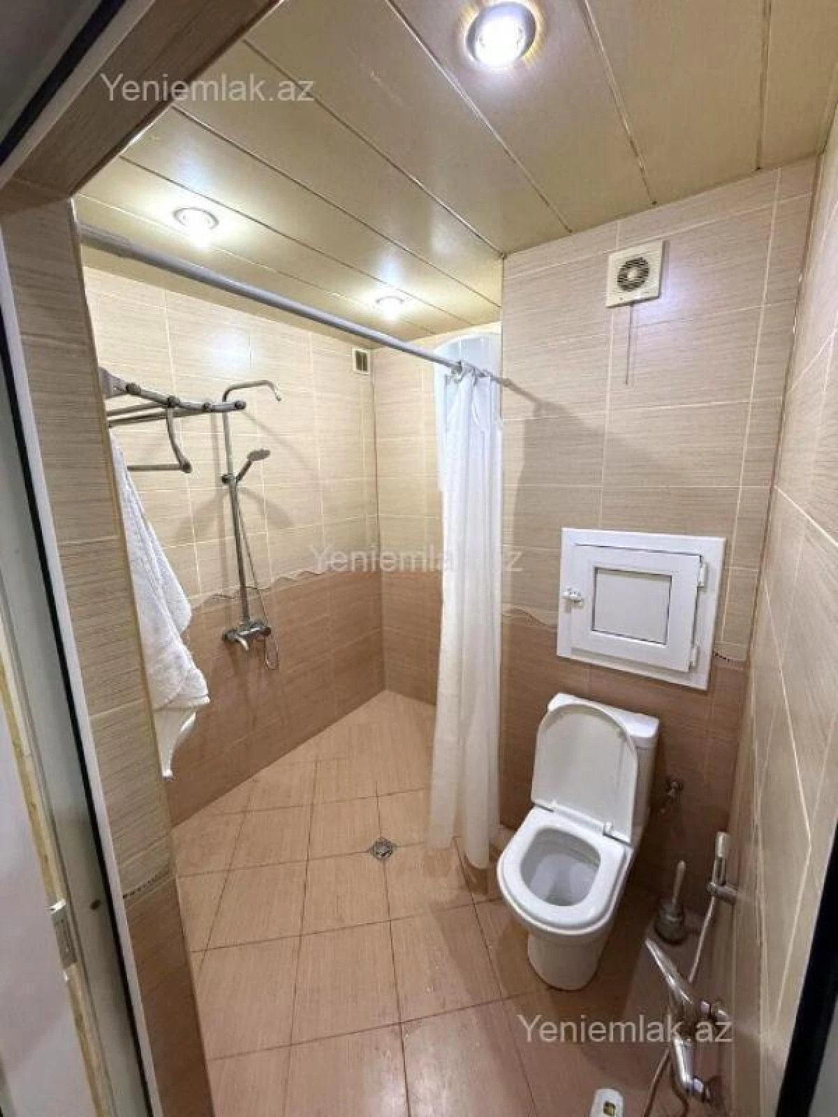 Satılır 4 otaqlı köhnə tikili 110 m²