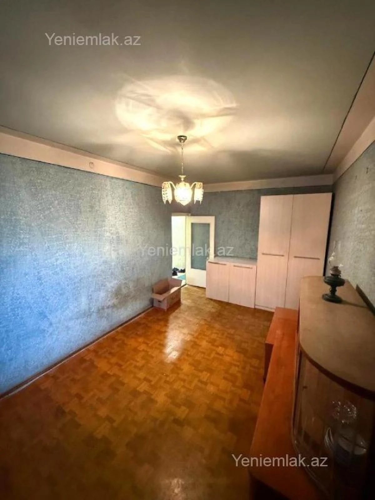 Satılır 4 otaqlı köhnə tikili 110 m²
