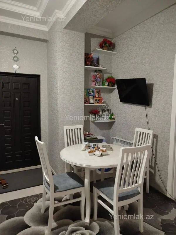 Satılır 2 otaqlı yeni tikili 60 m²