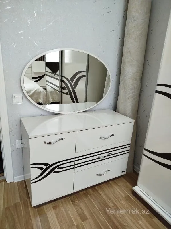 Satılır 2 otaqlı yeni tikili 60 m²