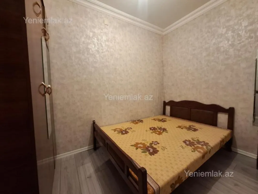 Satılır 2 otaqlı köhnə tikili 45 m²