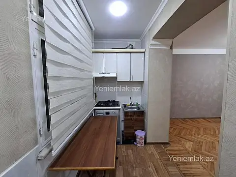 Satılır 2 otaqlı köhnə tikili 45 m²