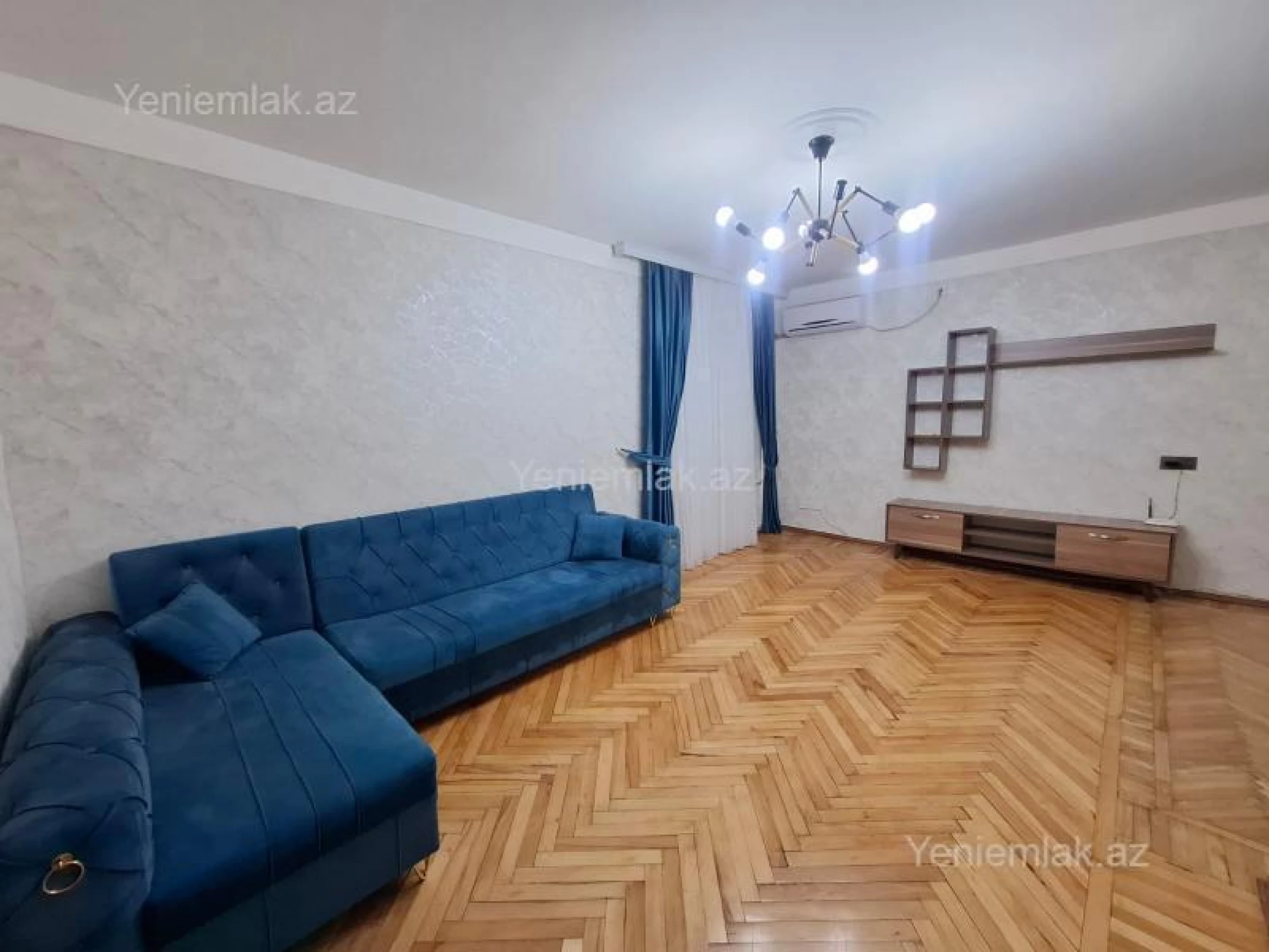 Satılır 2 otaqlı köhnə tikili 45 m²