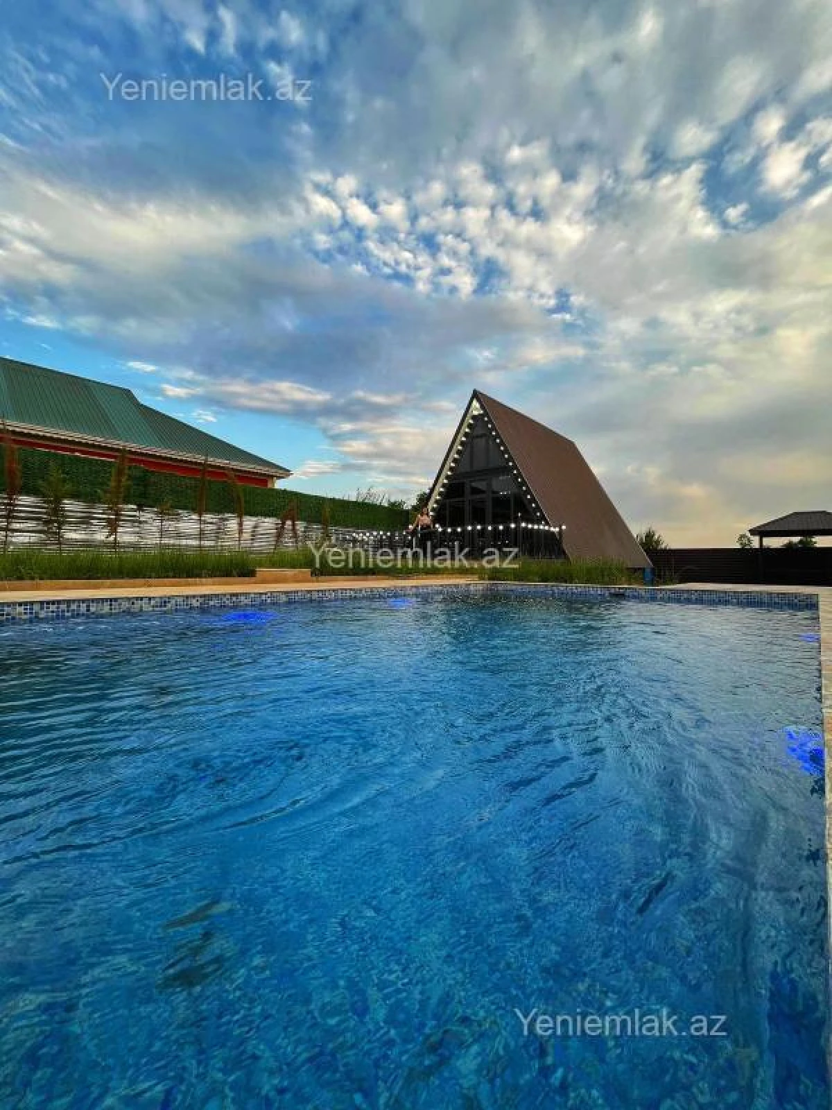 Satılır 4 otaqlı həyət evi 110 m²