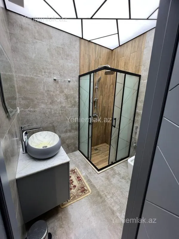 Satılır 2 otaqlı yeni tikili 65 m²