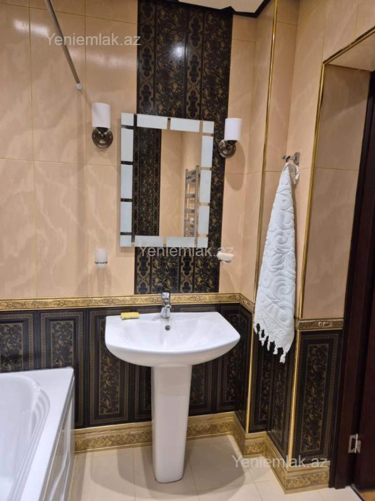 Satılır 2 otaqlı yeni tikili 74 m²