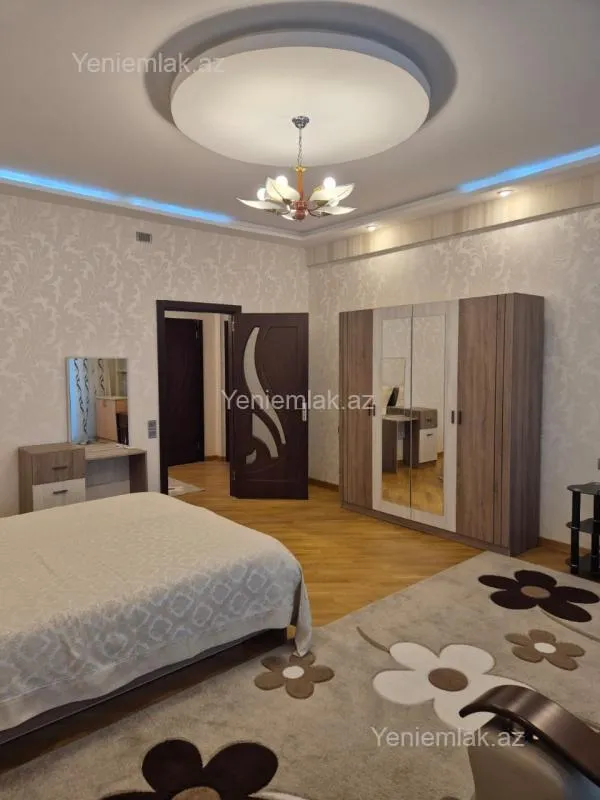 Satılır 2 otaqlı yeni tikili 74 m²