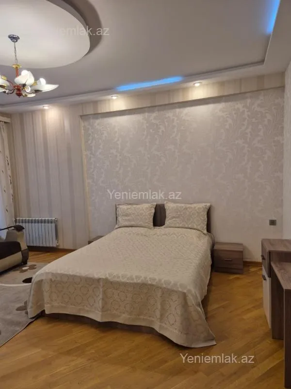 Satılır 2 otaqlı yeni tikili 74 m²