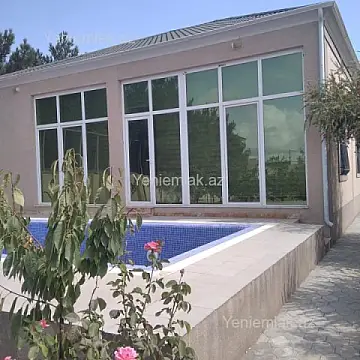 Satılır 4 otaqlı həyət evi 192 m²