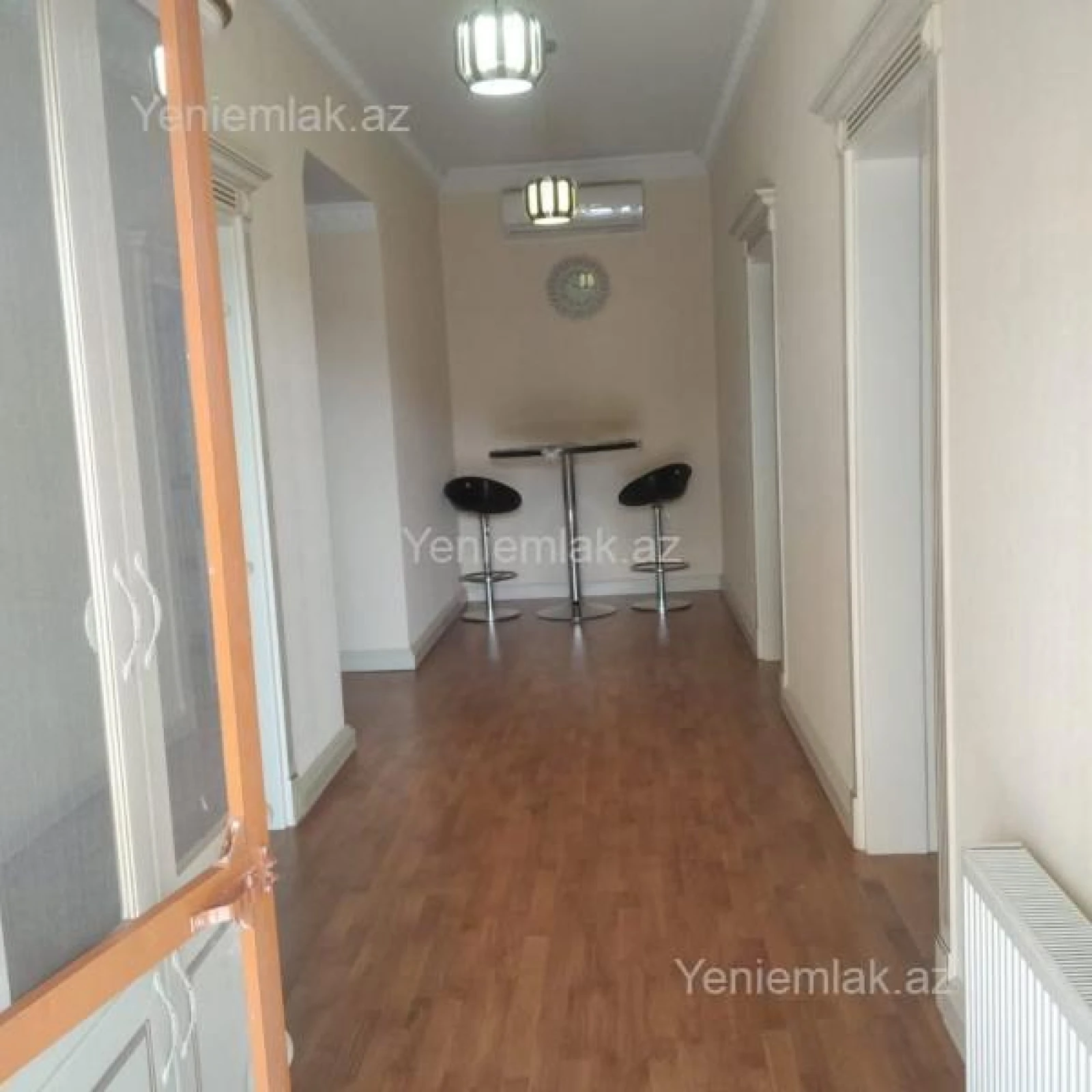 Satılır 4 otaqlı həyət evi 192 m²