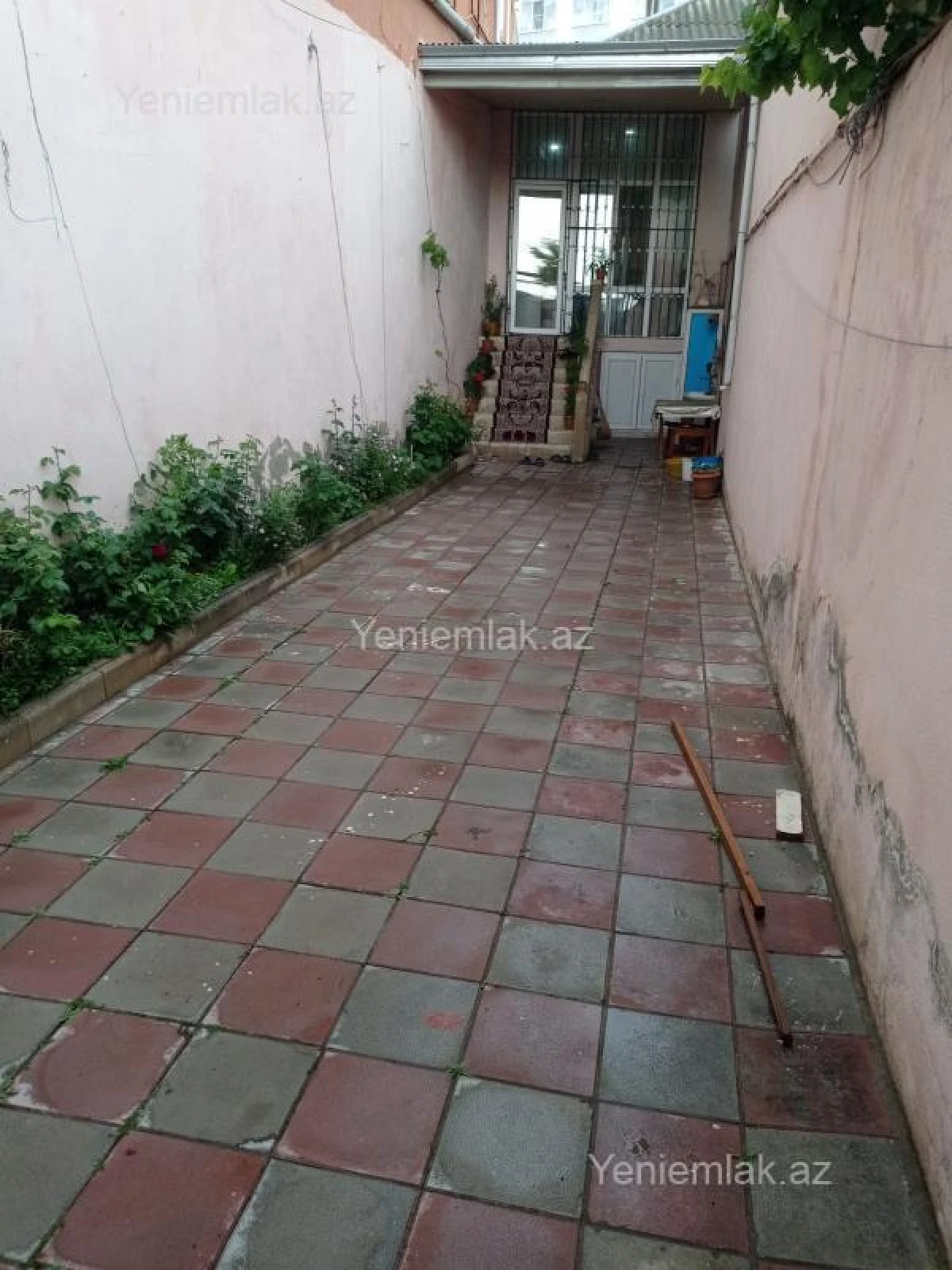 Satılır 4 otaqlı həyət evi 100 m²