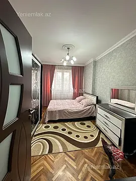 Satılır 3 otaqlı köhnə tikili 80 m²