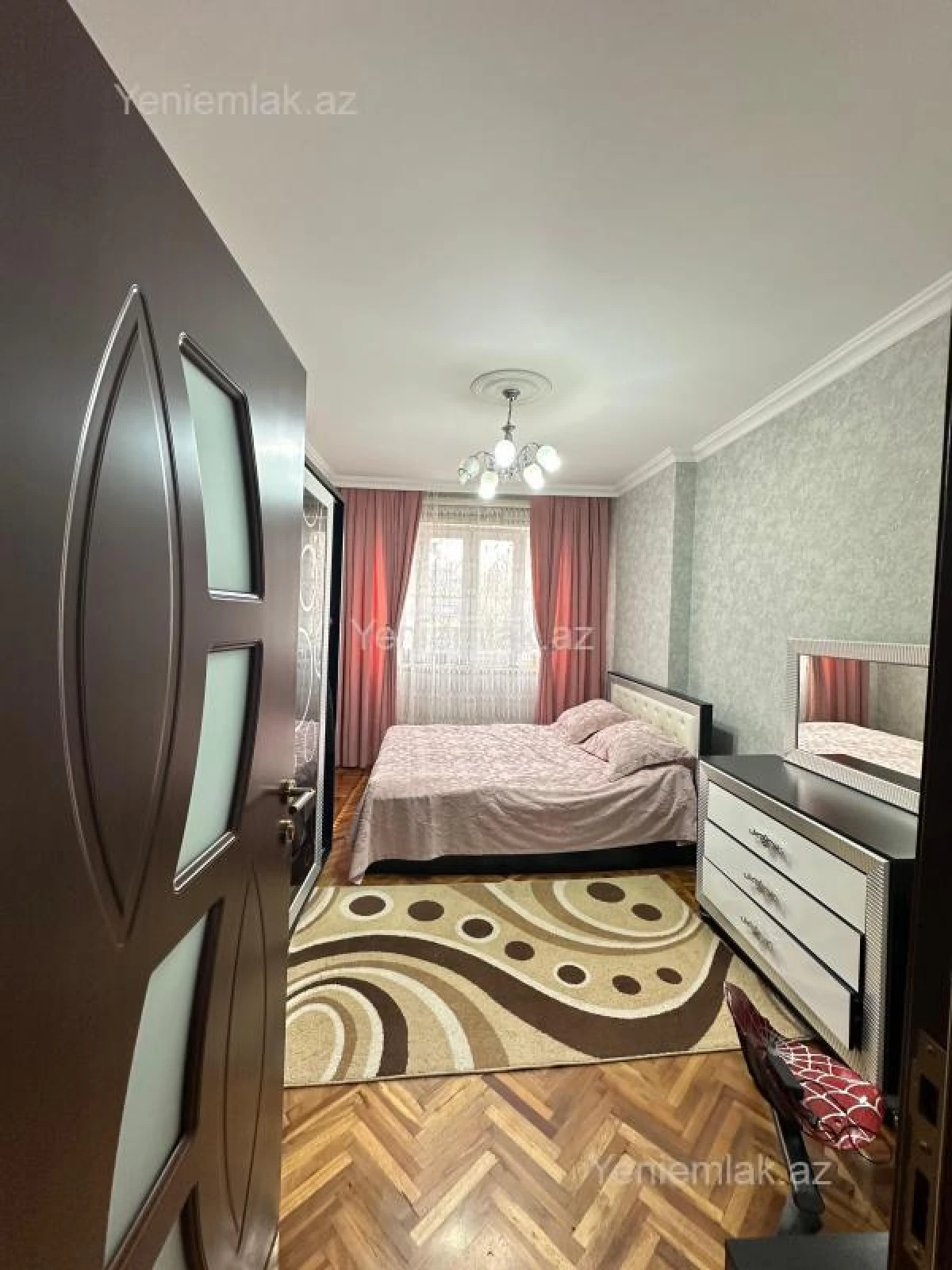 Satılır 3 otaqlı köhnə tikili 80 m²
