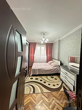Satılır 3 otaqlı köhnə tikili 80 m²