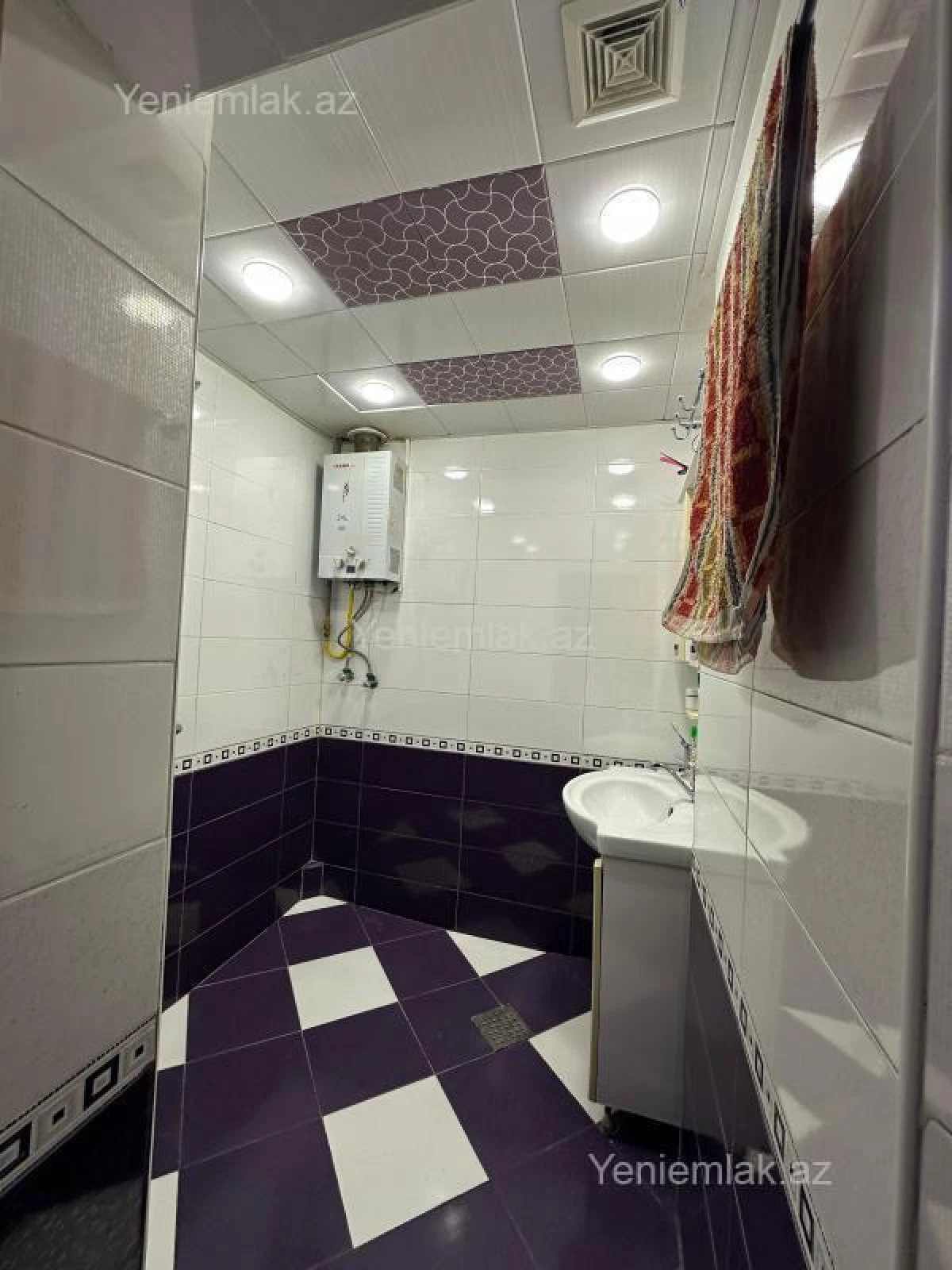 Satılır 3 otaqlı köhnə tikili 80 m²