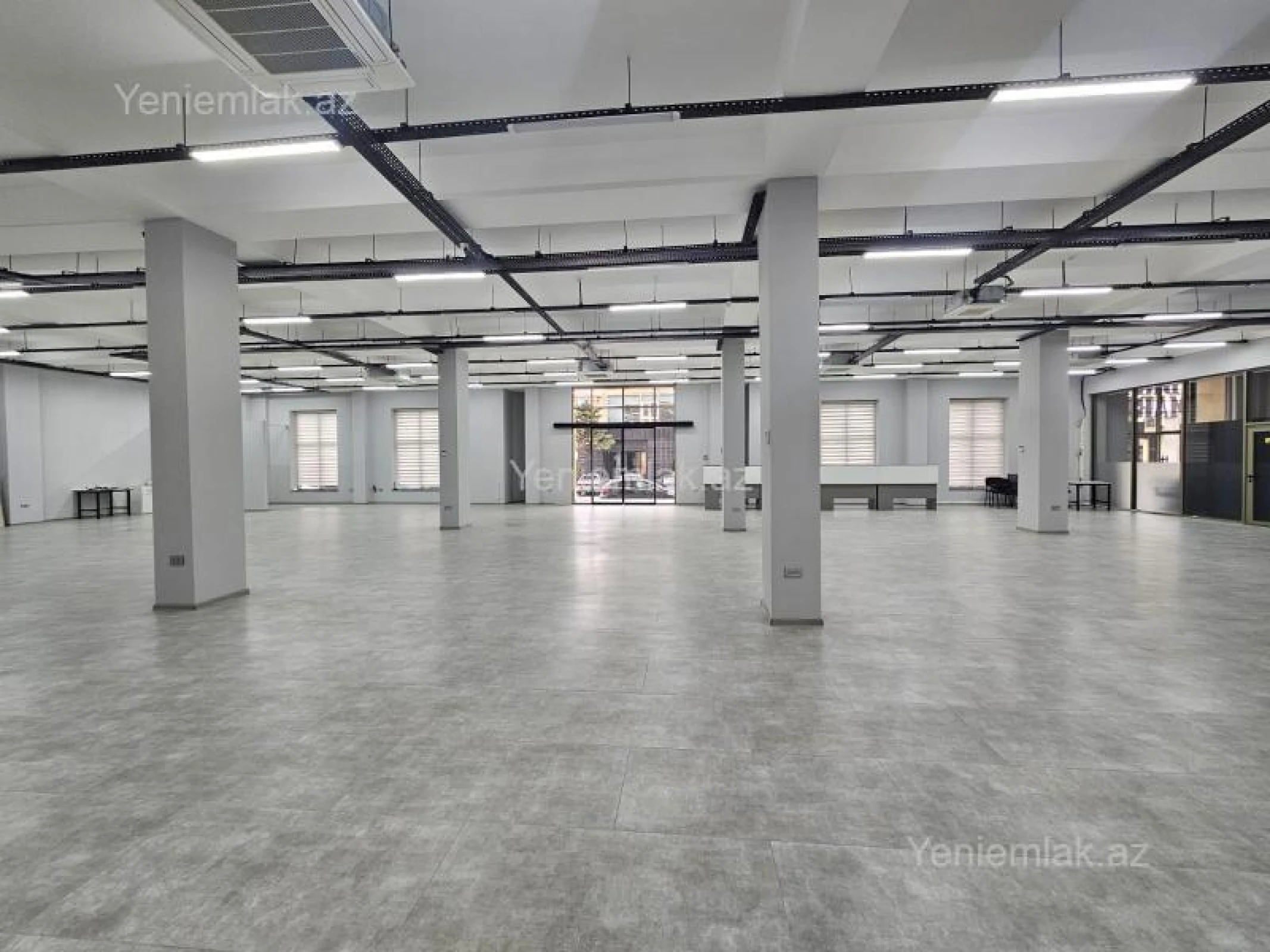 Satılır 1 otaqlı obyekt 600 m²