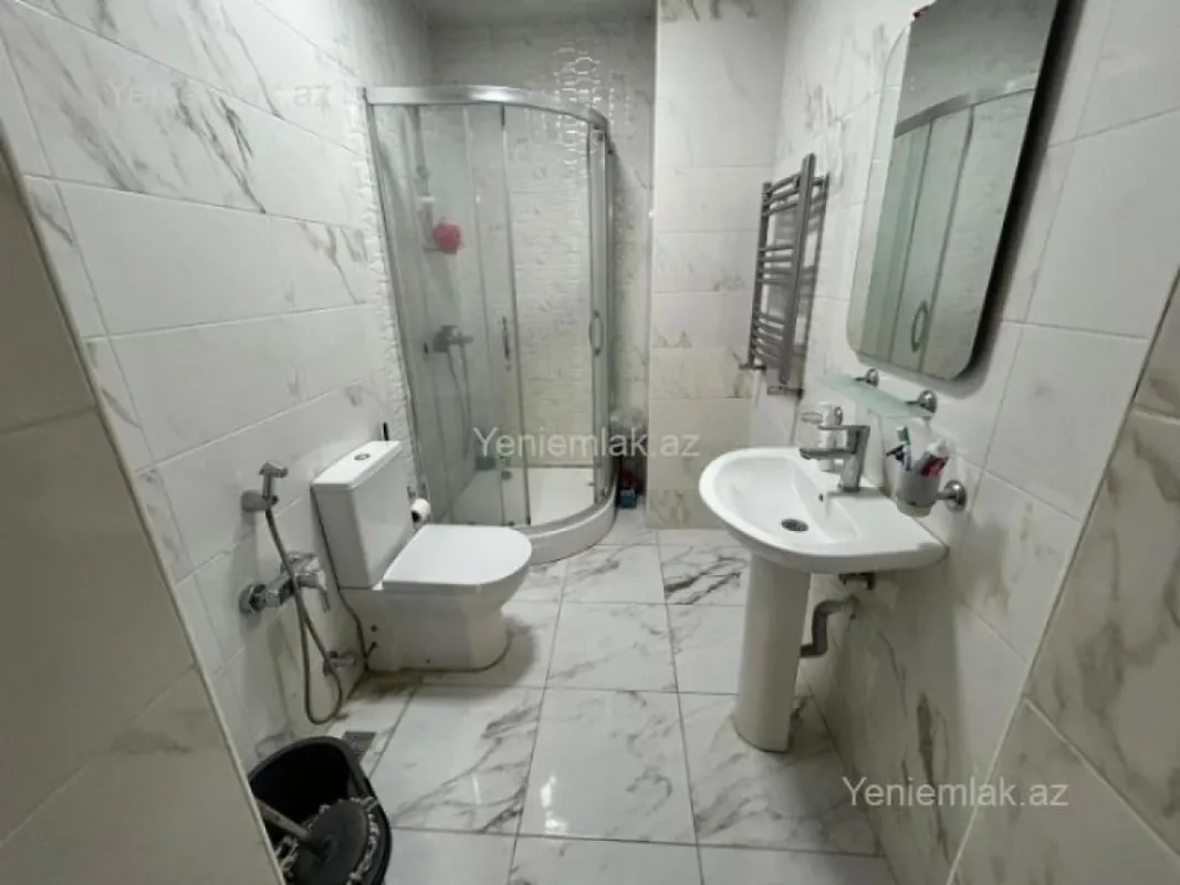 Satılır 2 otaqlı yeni tikili 80 m²