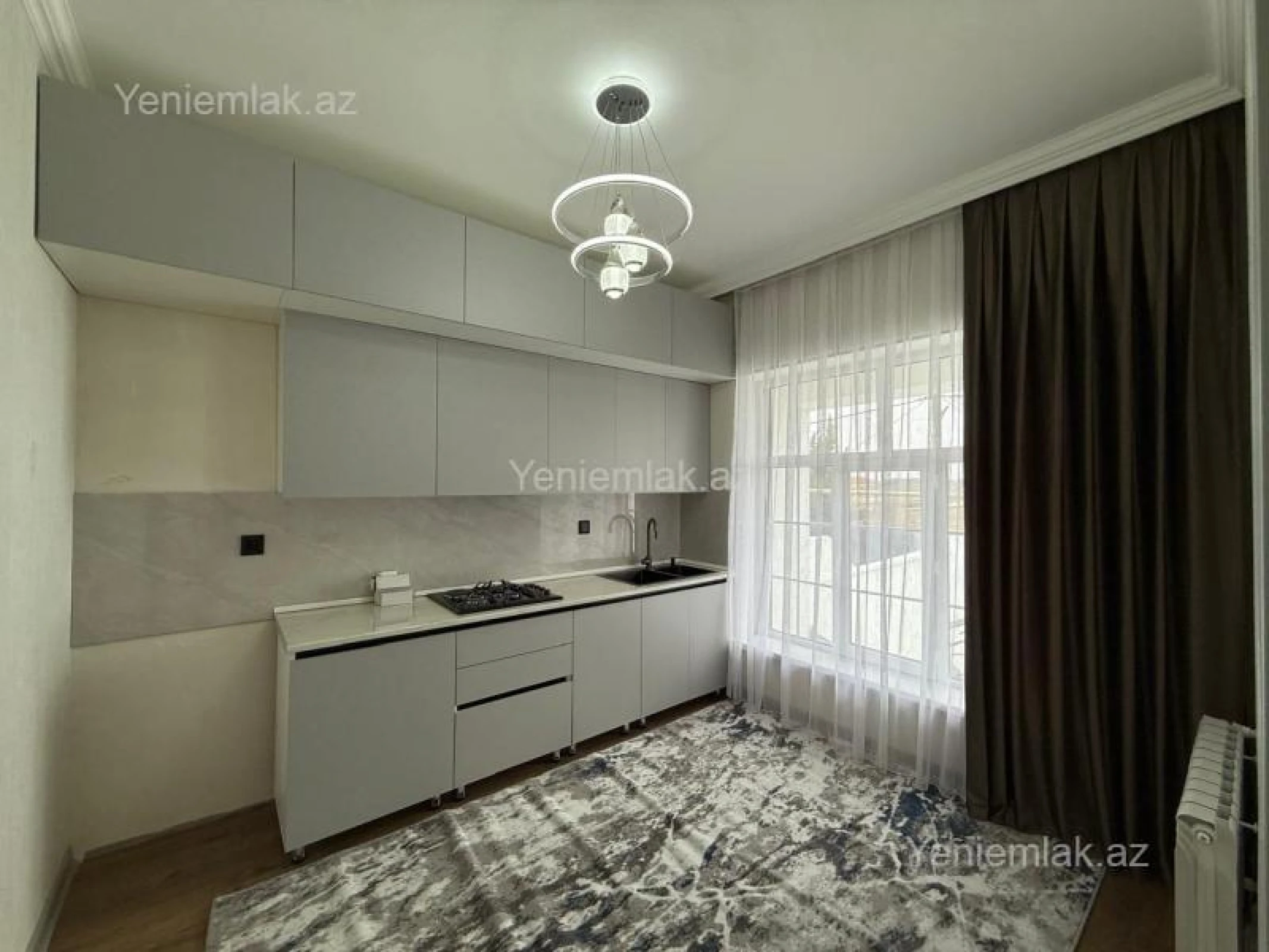 Satılır 4 otaqlı həyət evi 160 m²