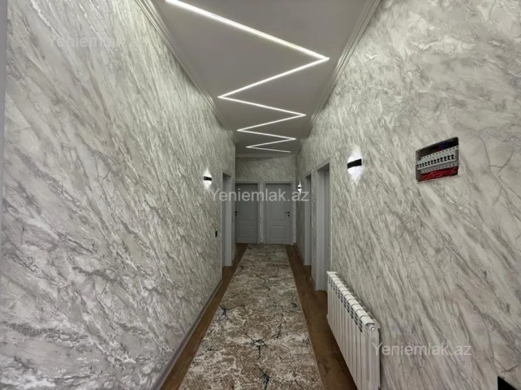 Satılır 4 otaqlı həyət evi 160 m²
